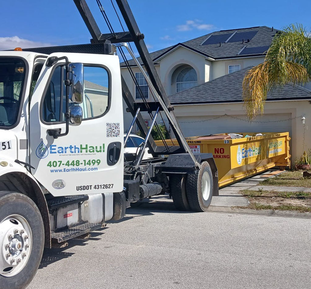 15, 20, and 30-yard roll-off dumpsters in Conway, FL.
